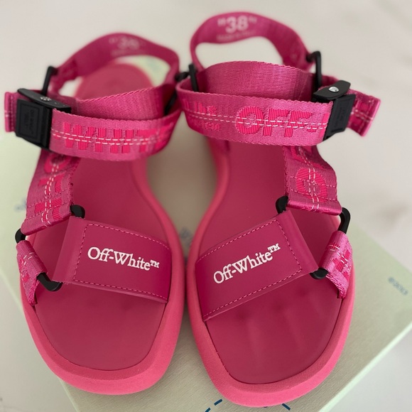 OFF-WHITE - Picture 1 of 5